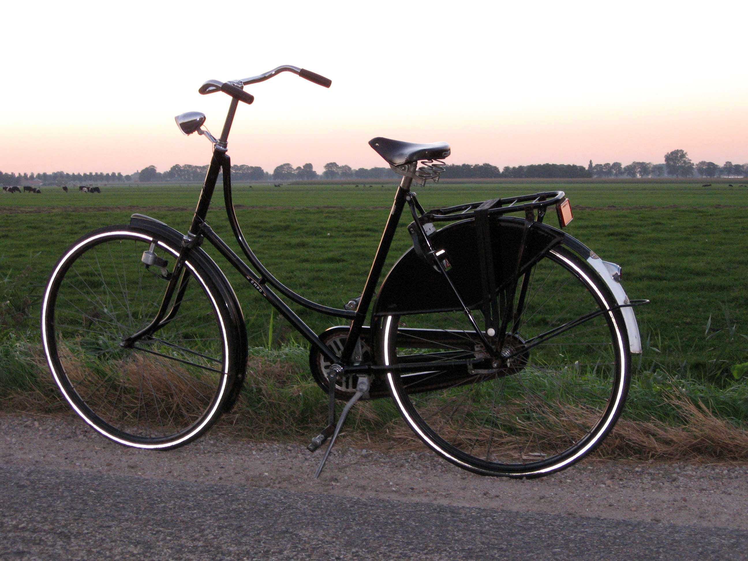 Velo hollandais Wikimedia Commons